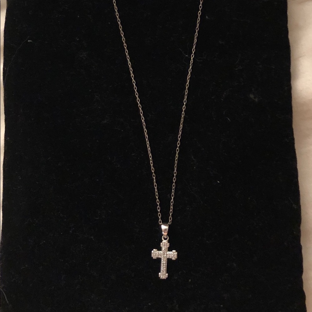 14k Gold 1/10ct Diamond Millegrain Gothic Cross.